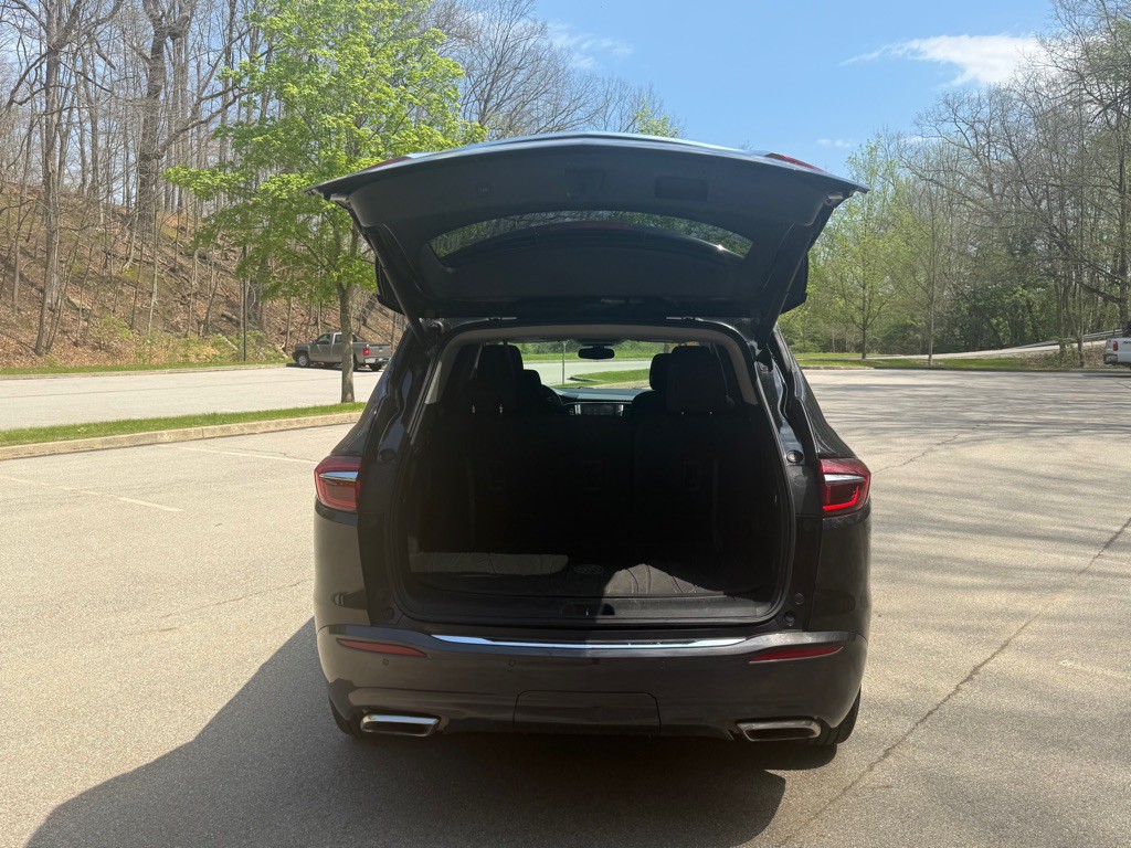 2019 Buick Enclave Image 17