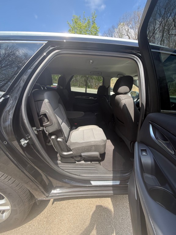 2019 Buick Enclave Image 19