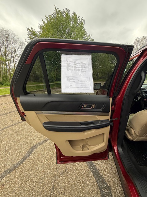 2017 Ford Explorer Image 15