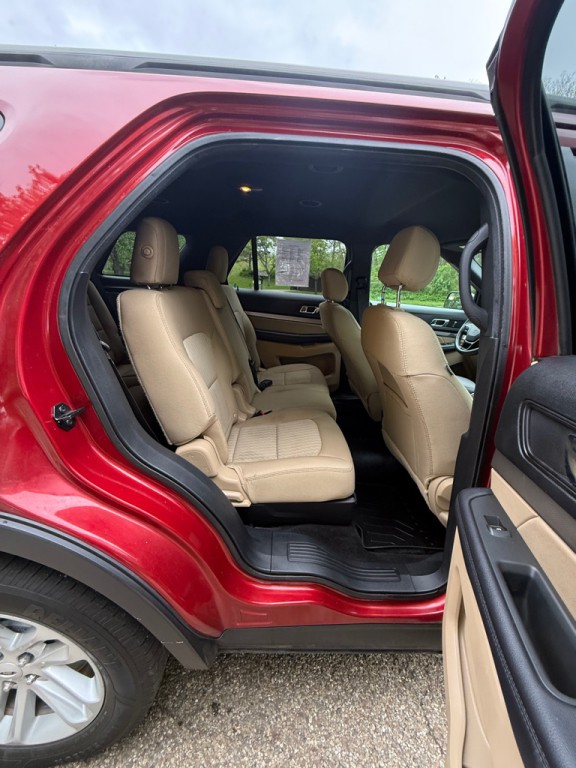 2017 Ford Explorer Image 20