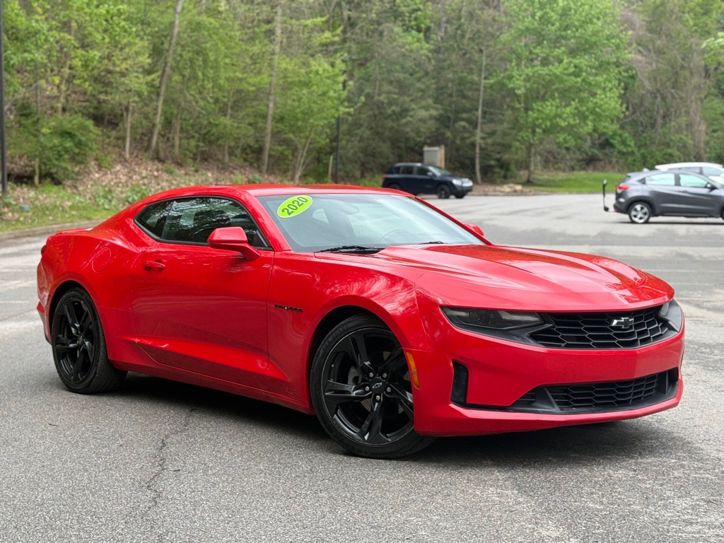 2020 Chevrolet Camaro Image 2