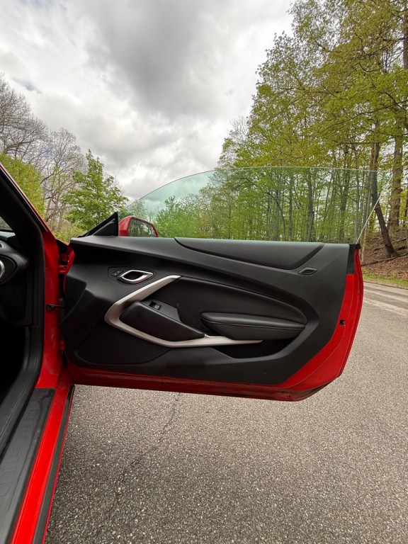 2020 Chevrolet Camaro Image 18
