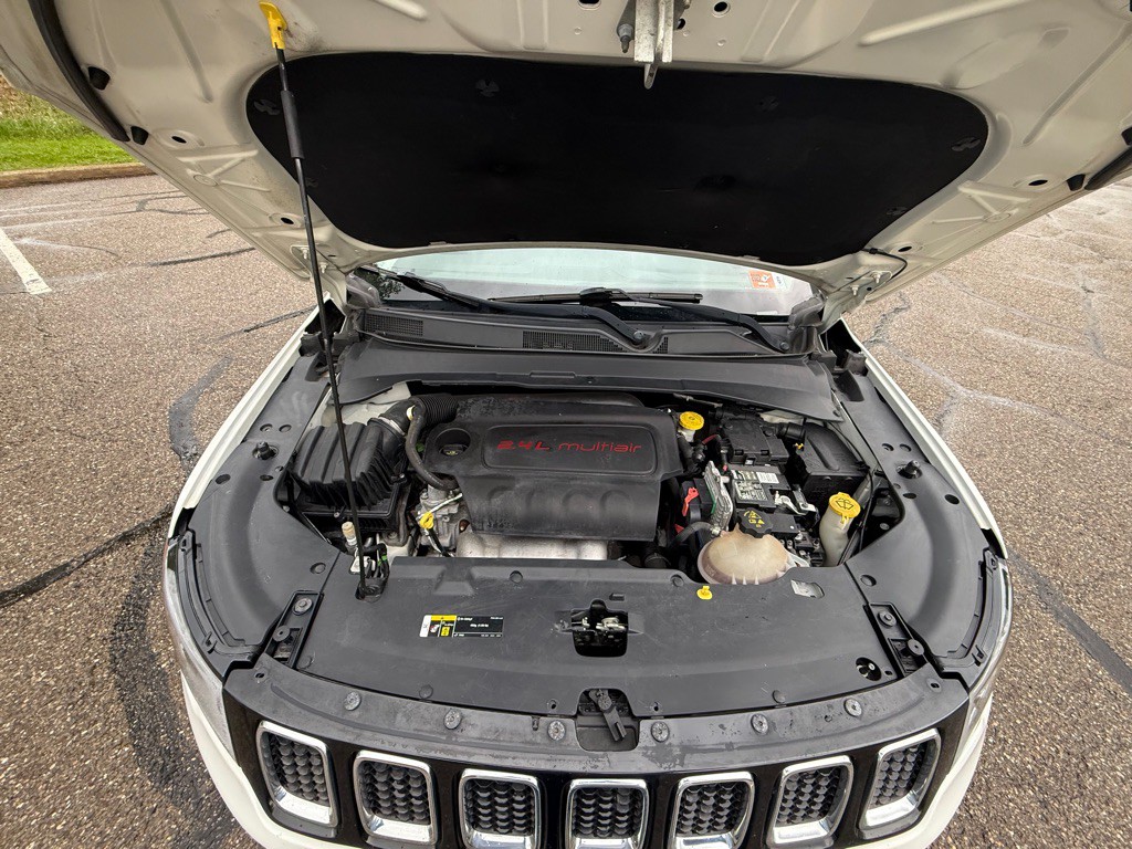 2018 Jeep Compass Image 18