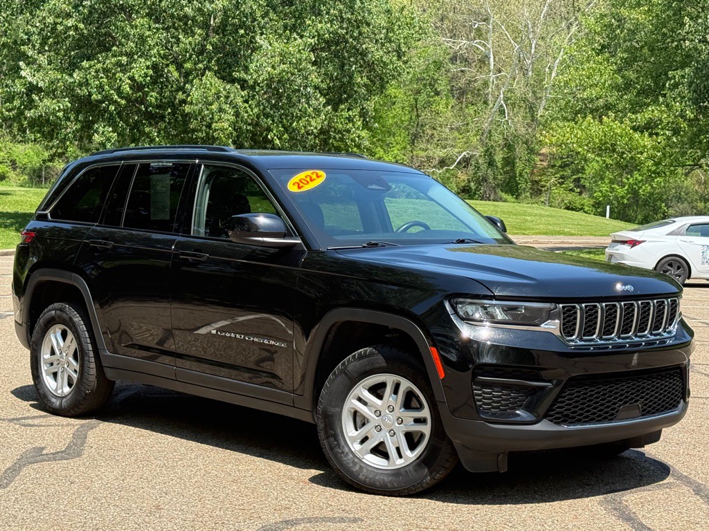 2022 Jeep Grand Cherokee Image 2