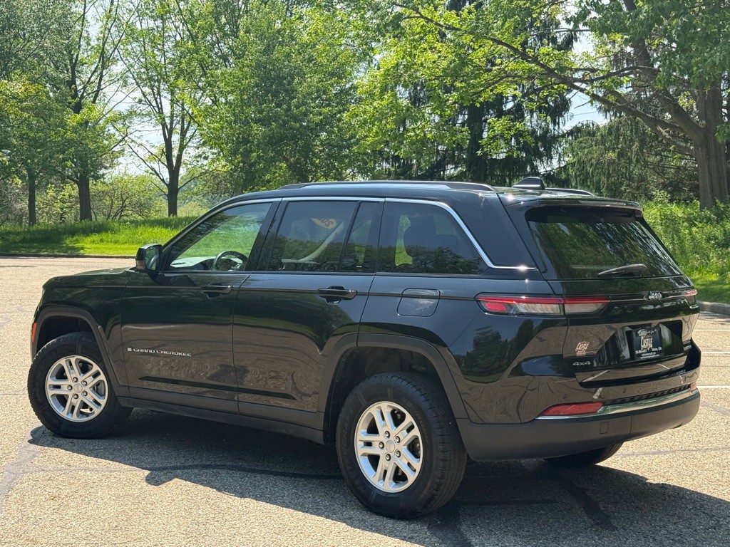 2022 Jeep Grand Cherokee Image 4