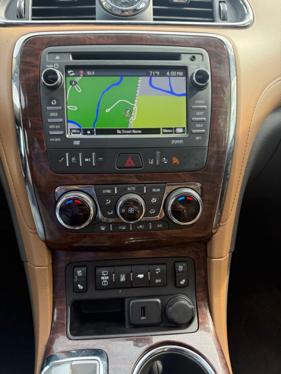 2017 Buick Enclave Image 8