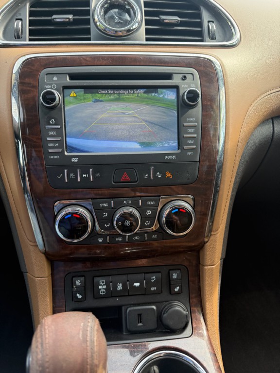2017 Buick Enclave Image 9