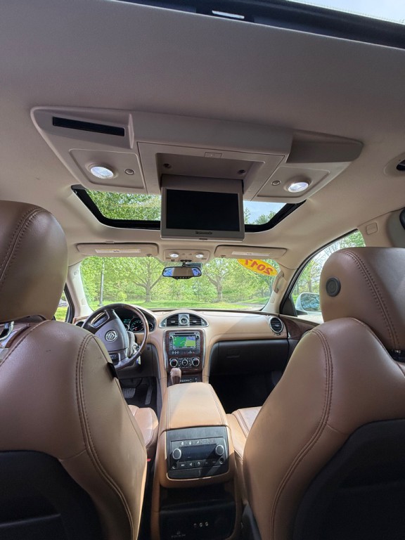 2017 Buick Enclave Image 15