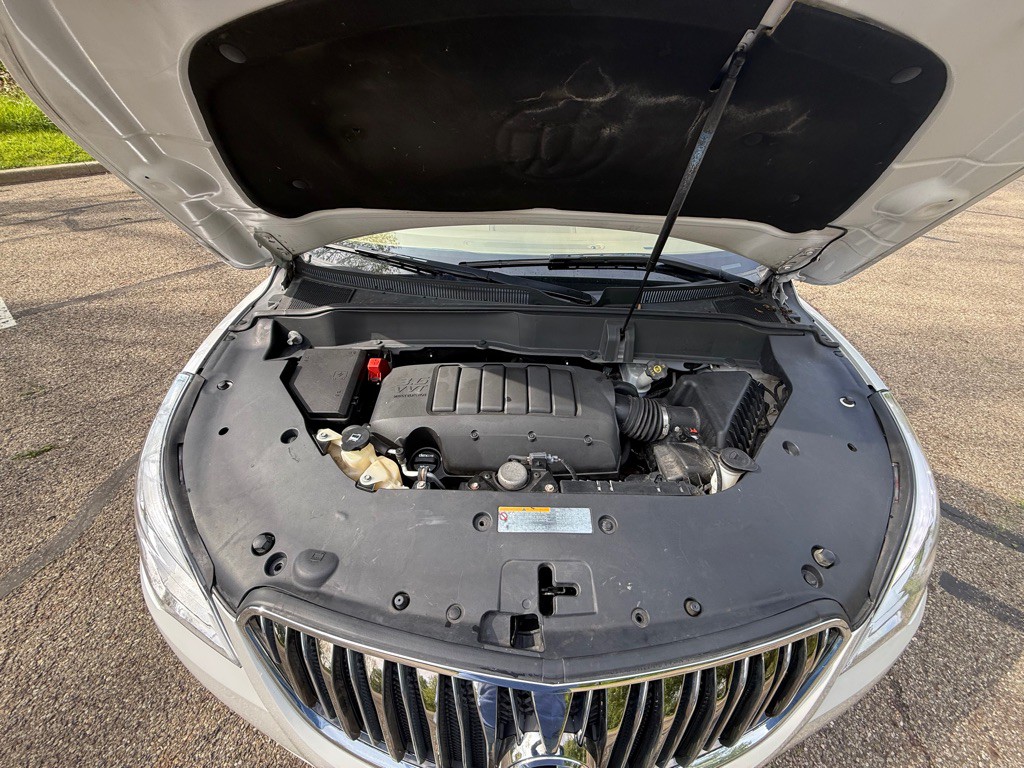2017 Buick Enclave Image 24