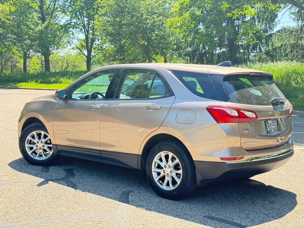2018 Chevrolet Equinox Image 3