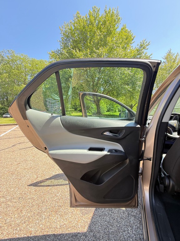 2018 Chevrolet Equinox Image 17