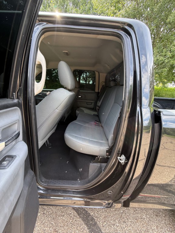 2017 RAM 1500 Image 10