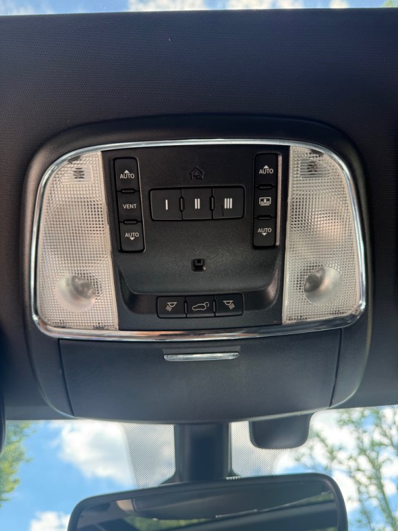 2020 Jeep Grand Cherokee Image 11