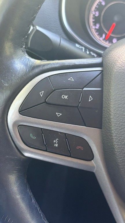 2019 Jeep Cherokee Image 7