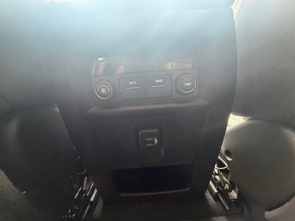2021 Chevrolet Traverse Image 17