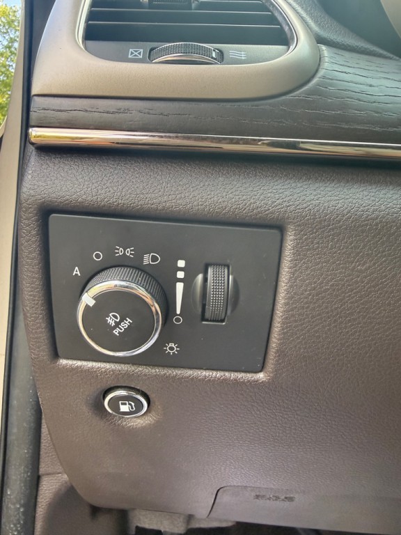 2015 Jeep Grand Cherokee Image 12