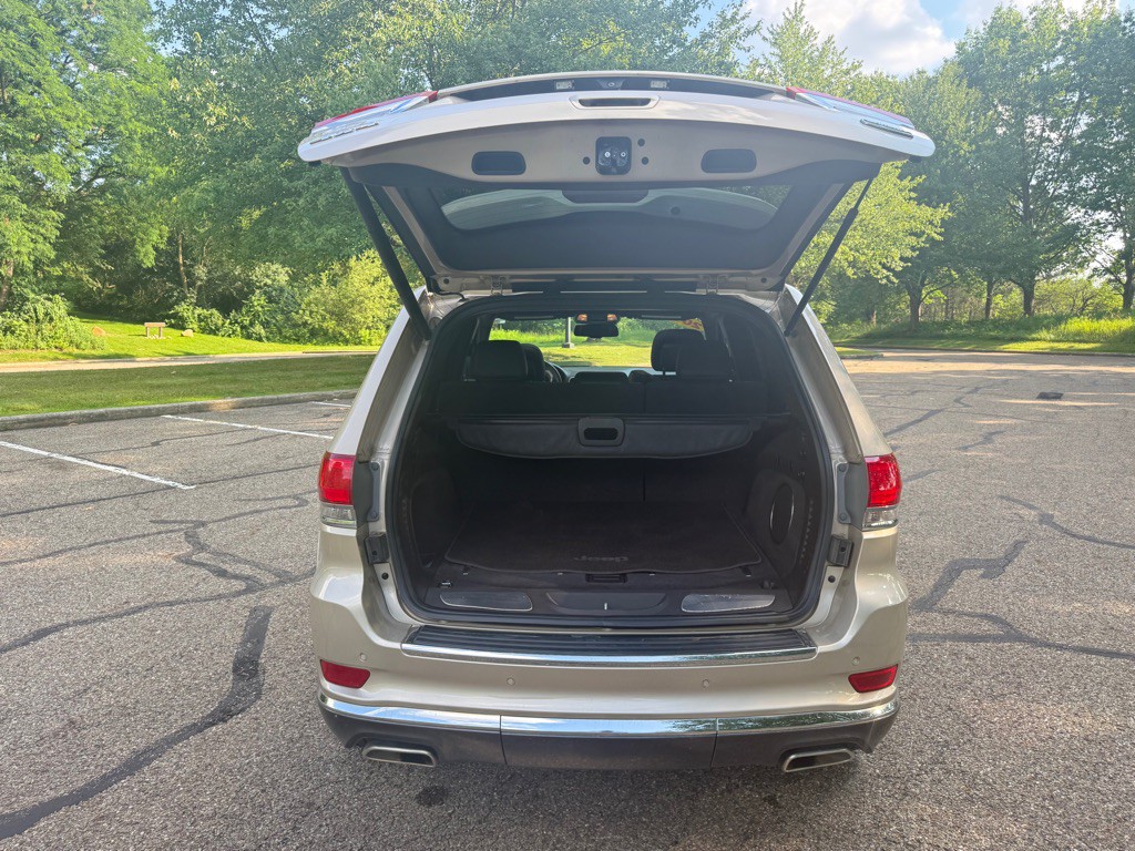 2015 Jeep Grand Cherokee Image 17