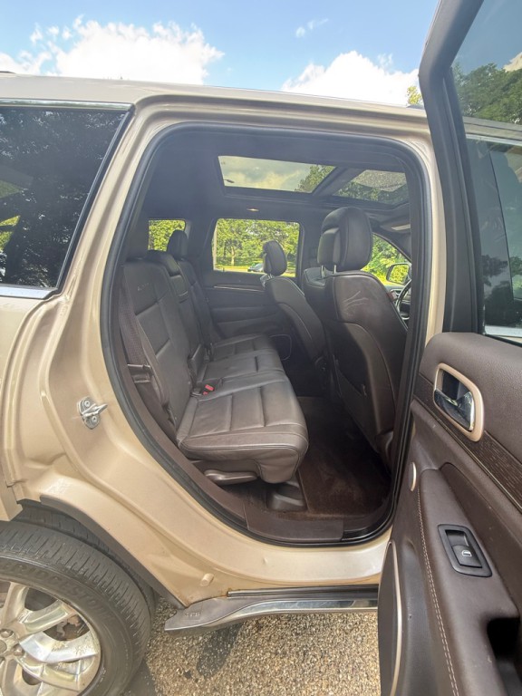 2015 Jeep Grand Cherokee Image 19