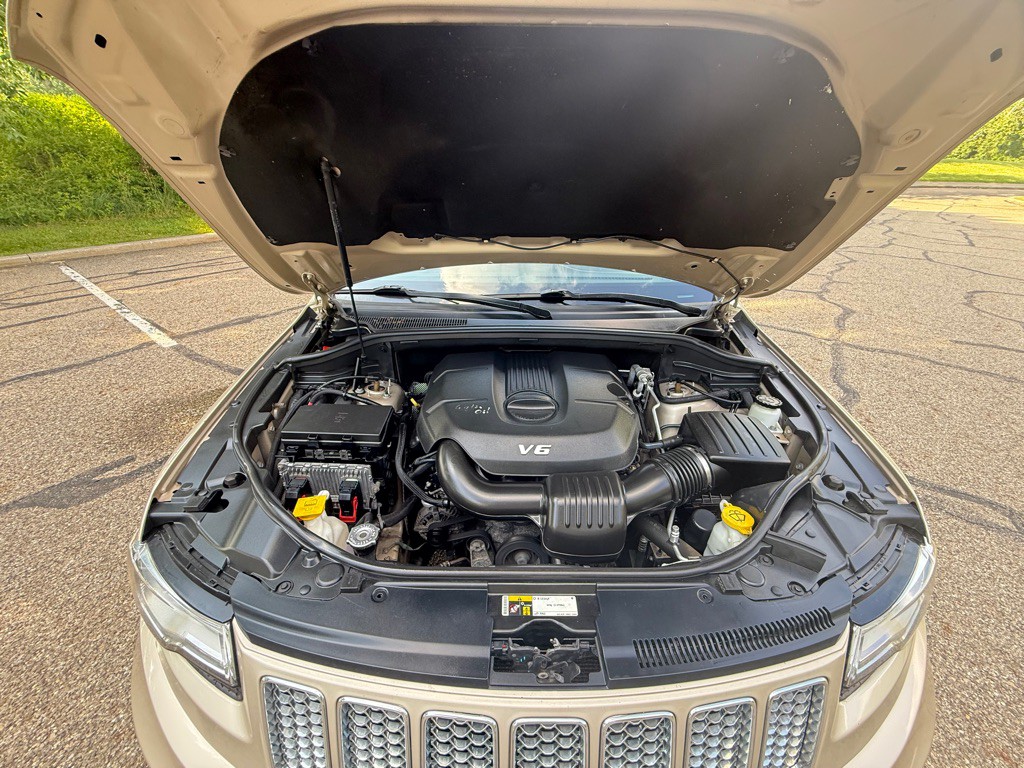 2015 Jeep Grand Cherokee Image 23