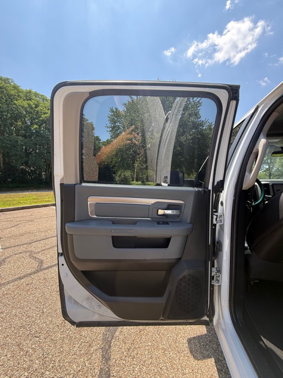 2017 RAM 1500 Image 14