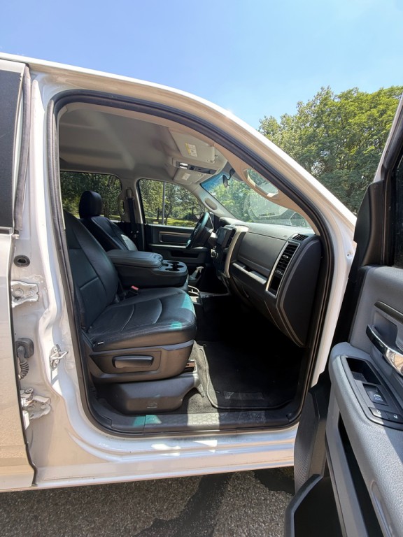 2017 RAM 1500 Image 17