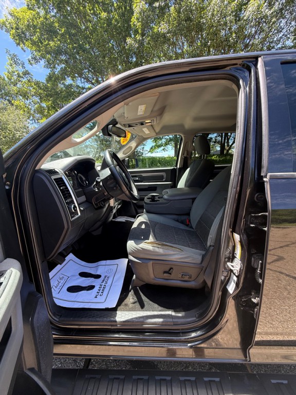 2016 RAM 1500 Image 11