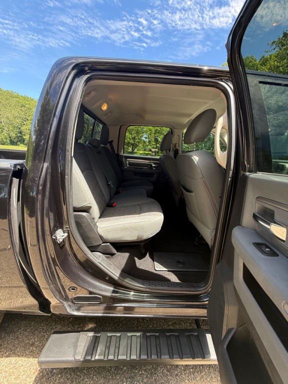 2016 RAM 1500 Image 15