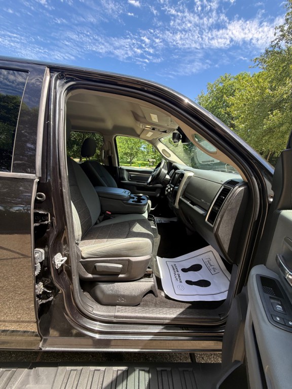 2016 RAM 1500 Image 17