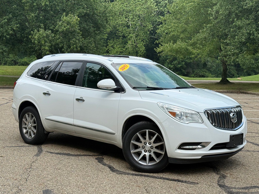 2017 Buick Enclave Image 2