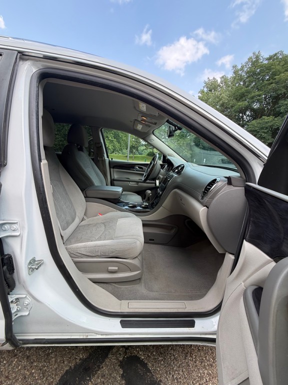 2017 Buick Enclave Image 21