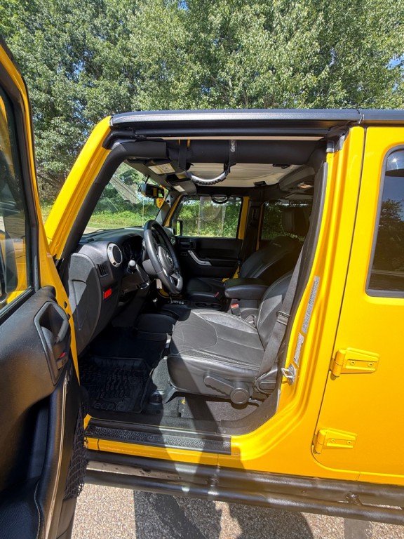 2015 Jeep Wrangler Unlimited Image 11