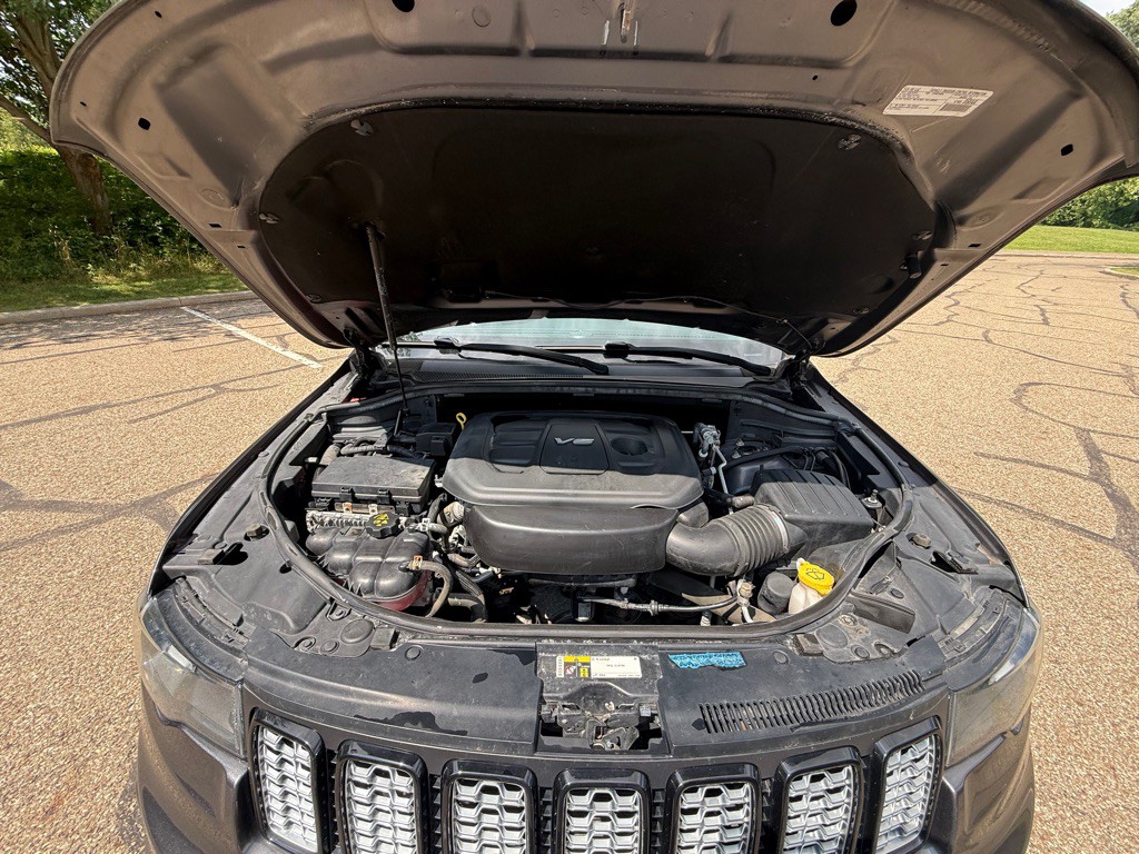 2017 Jeep Grand Cherokee Image 21