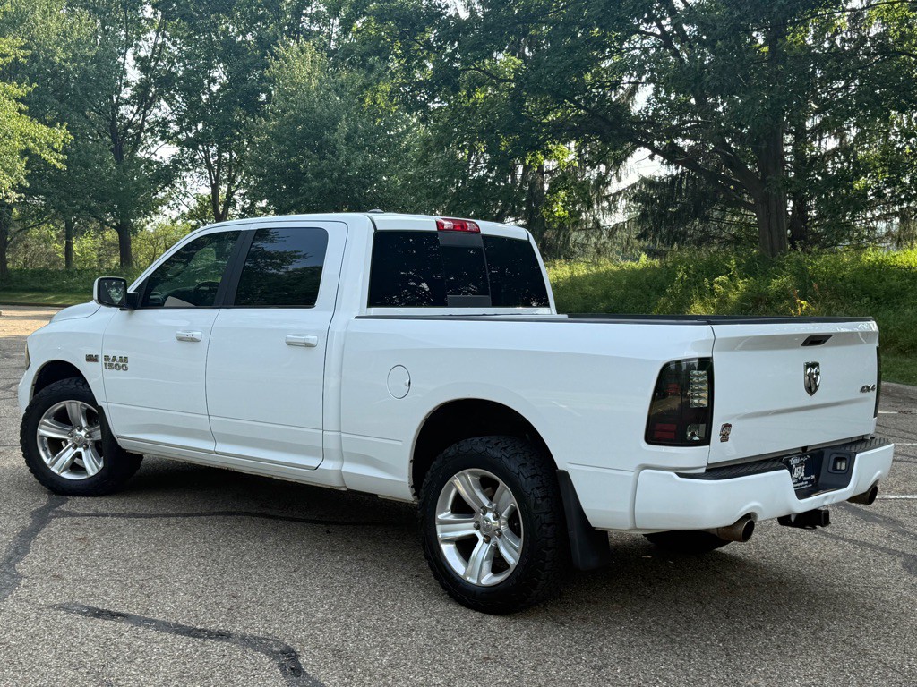 2016 RAM 1500 Image 3