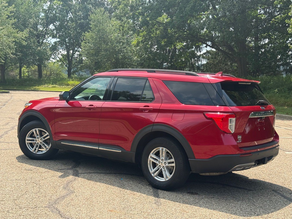 2020 Ford Explorer Image 4