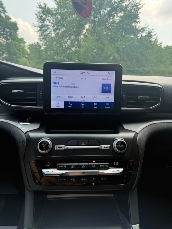 2020 Ford Explorer Image 9