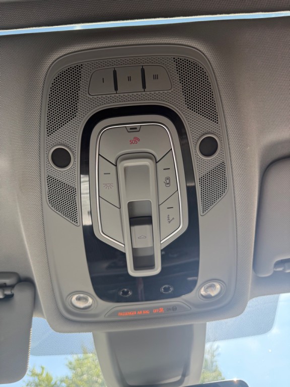2017 Audi A4 Image 11
