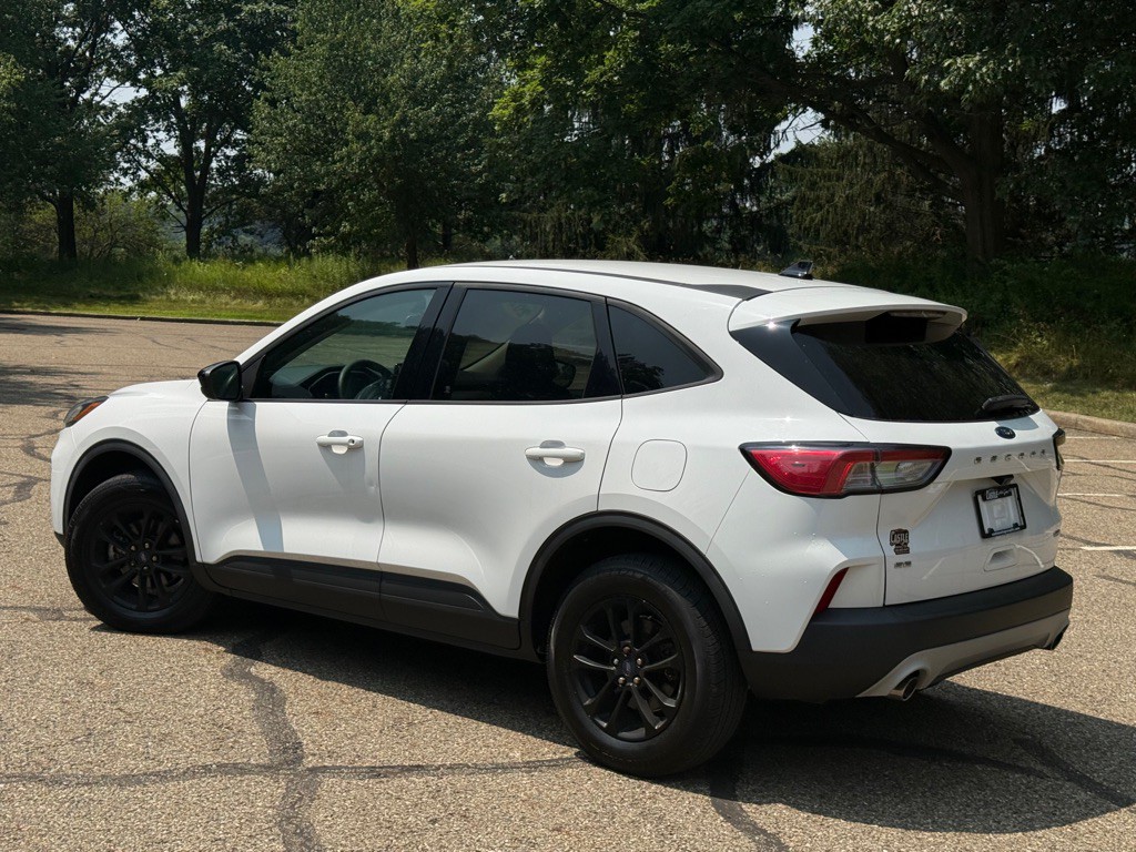 2020 Ford Escape Image 4