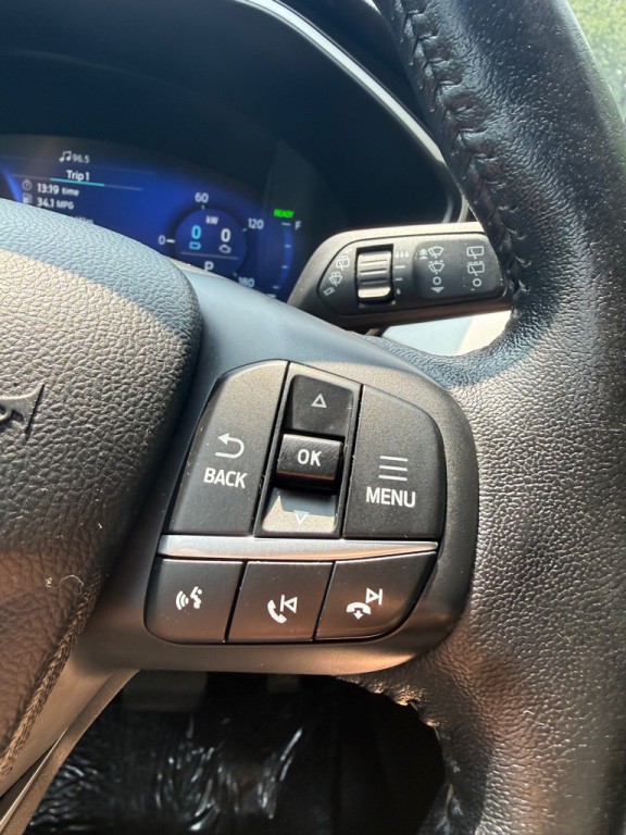 2020 Ford Escape Image 9
