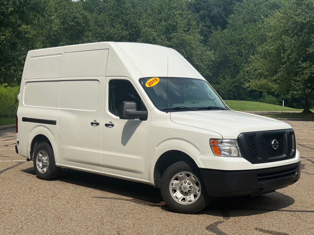2019 Nissan NV Image 2