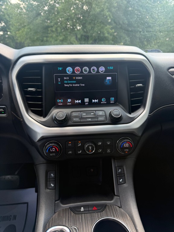 2019 GMC Acadia Image 8