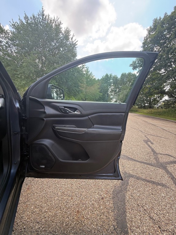 2019 GMC Acadia Image 25