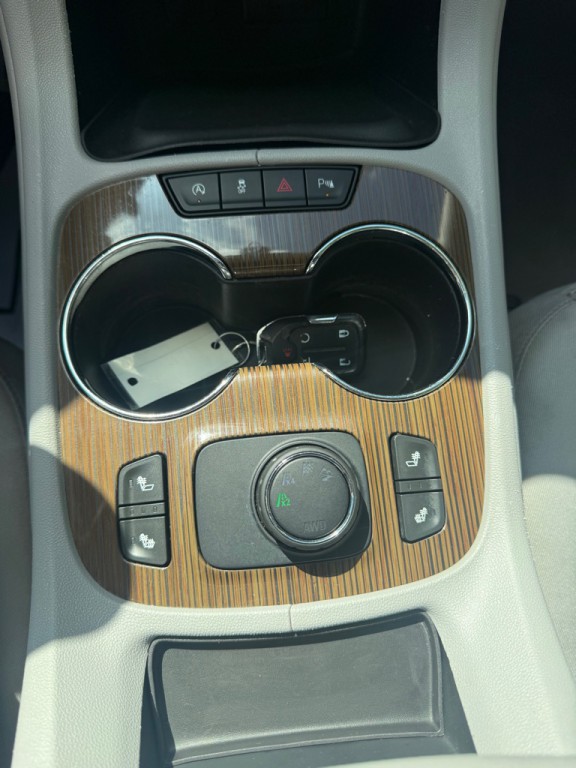 2020 GMC Acadia Image 10