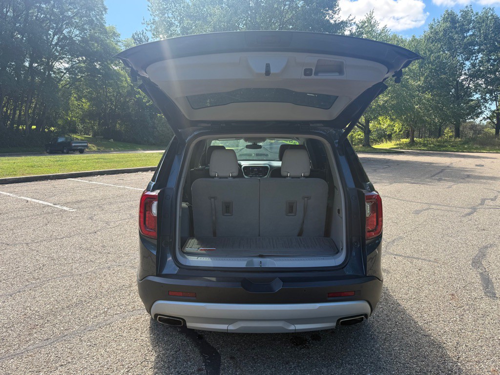 2020 GMC Acadia Image 19