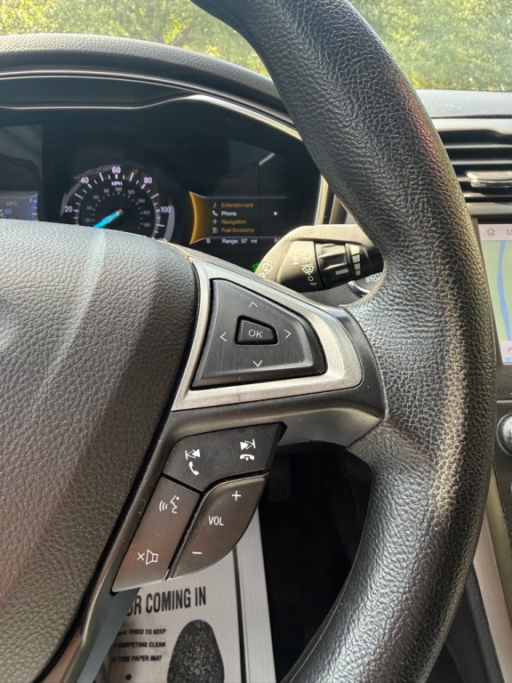 2020 Ford Fusion Image 6