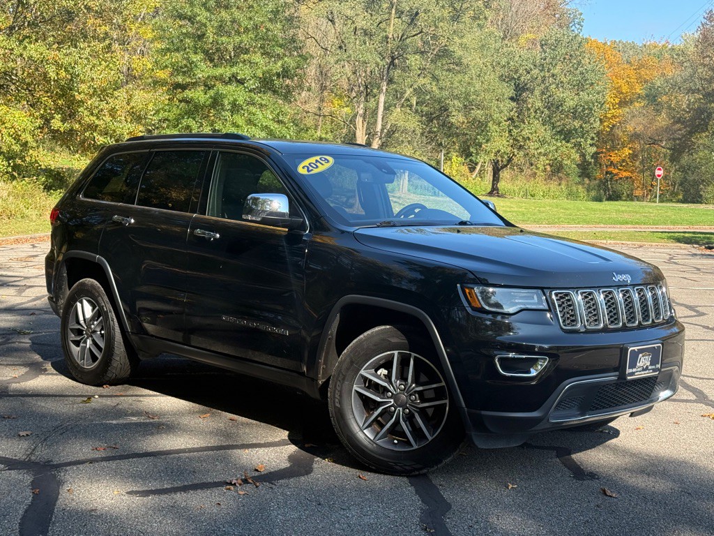 2019 Jeep Grand Cherokee Image 2