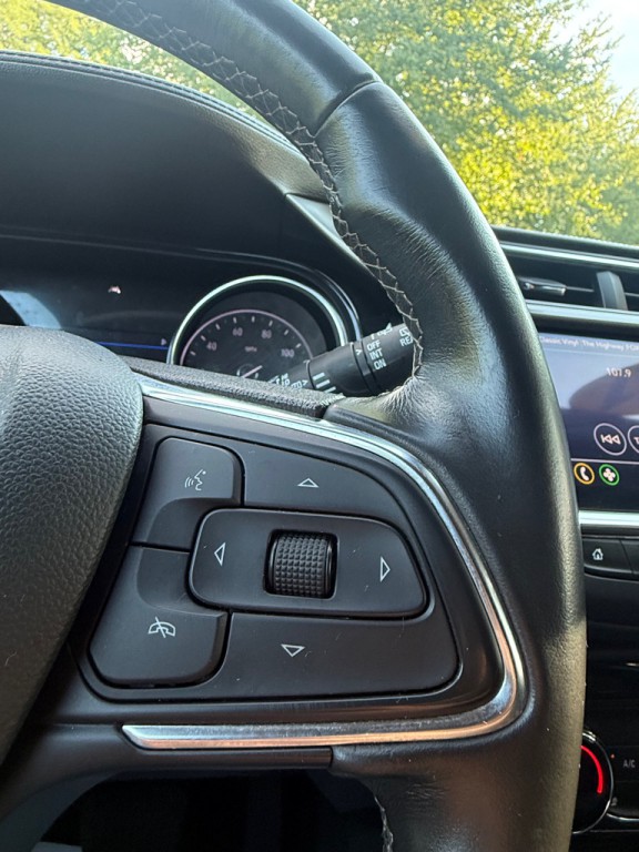 2021 Buick Enclave Image 6