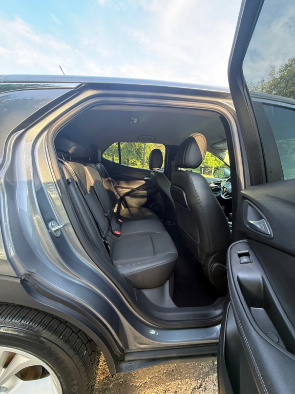 2021 Buick Enclave Image 16