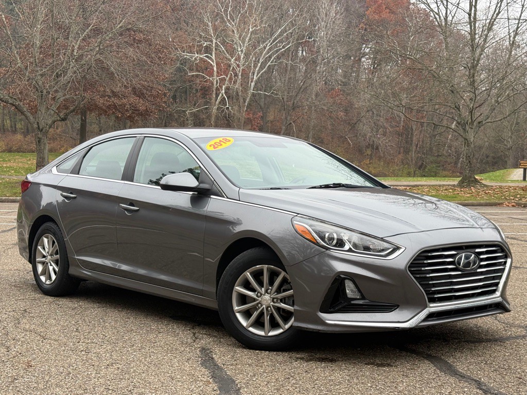 2018 Hyundai Sonata Image 2