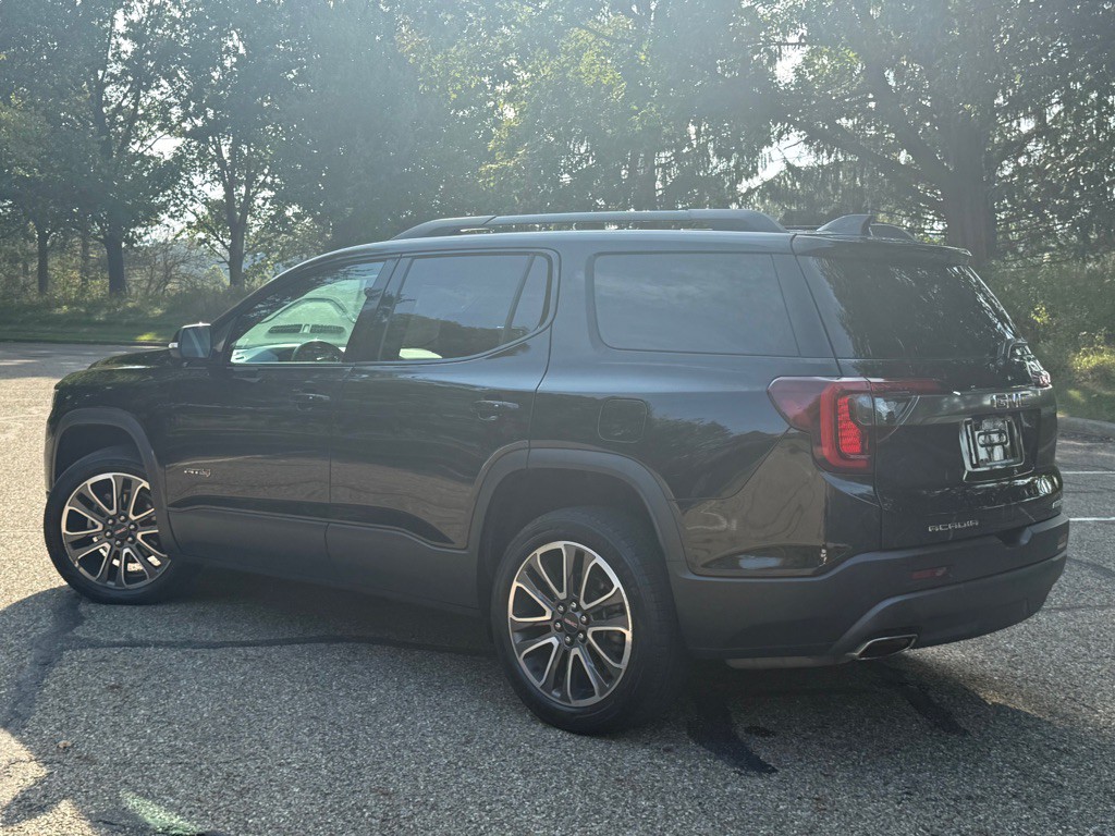 2020 GMC Acadia Image 4