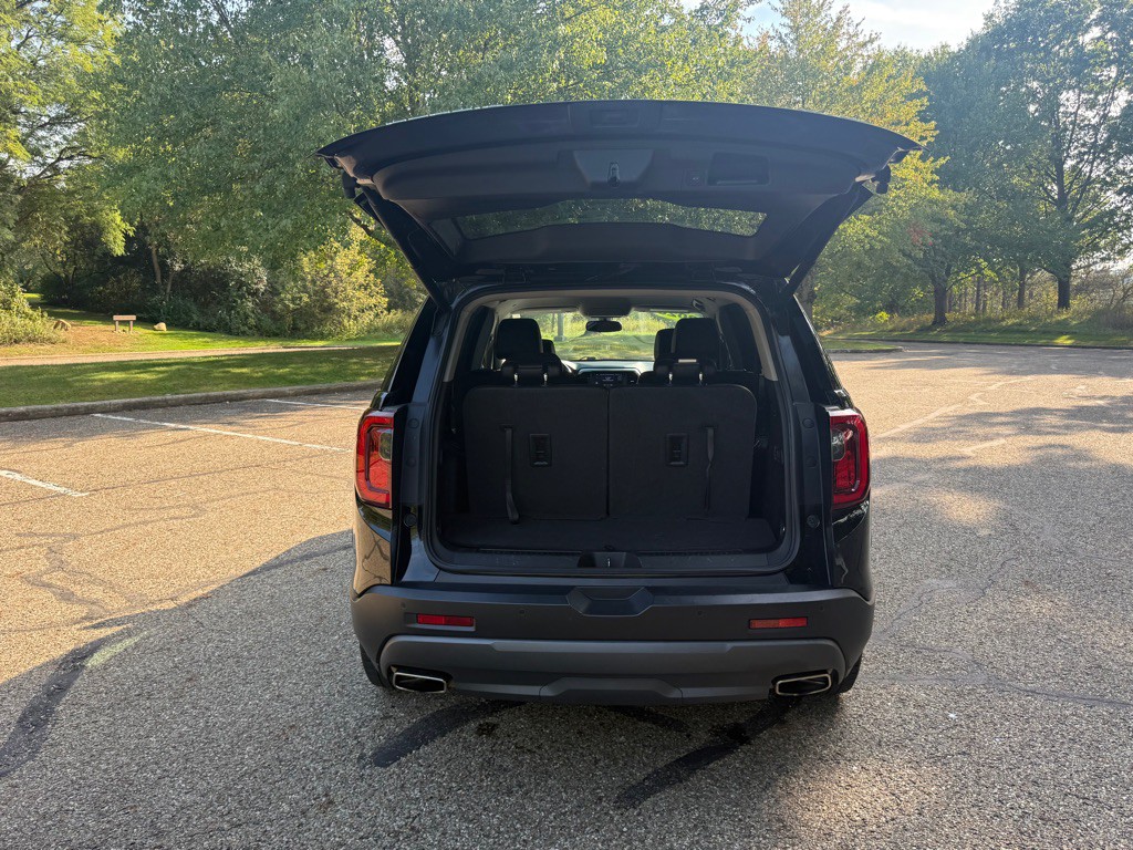 2020 GMC Acadia Image 18